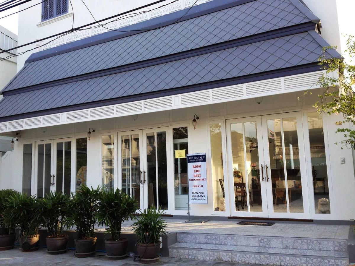 Ssip Boutique Dhevej Bangkok (Adults Only) Hotel Exterior photo