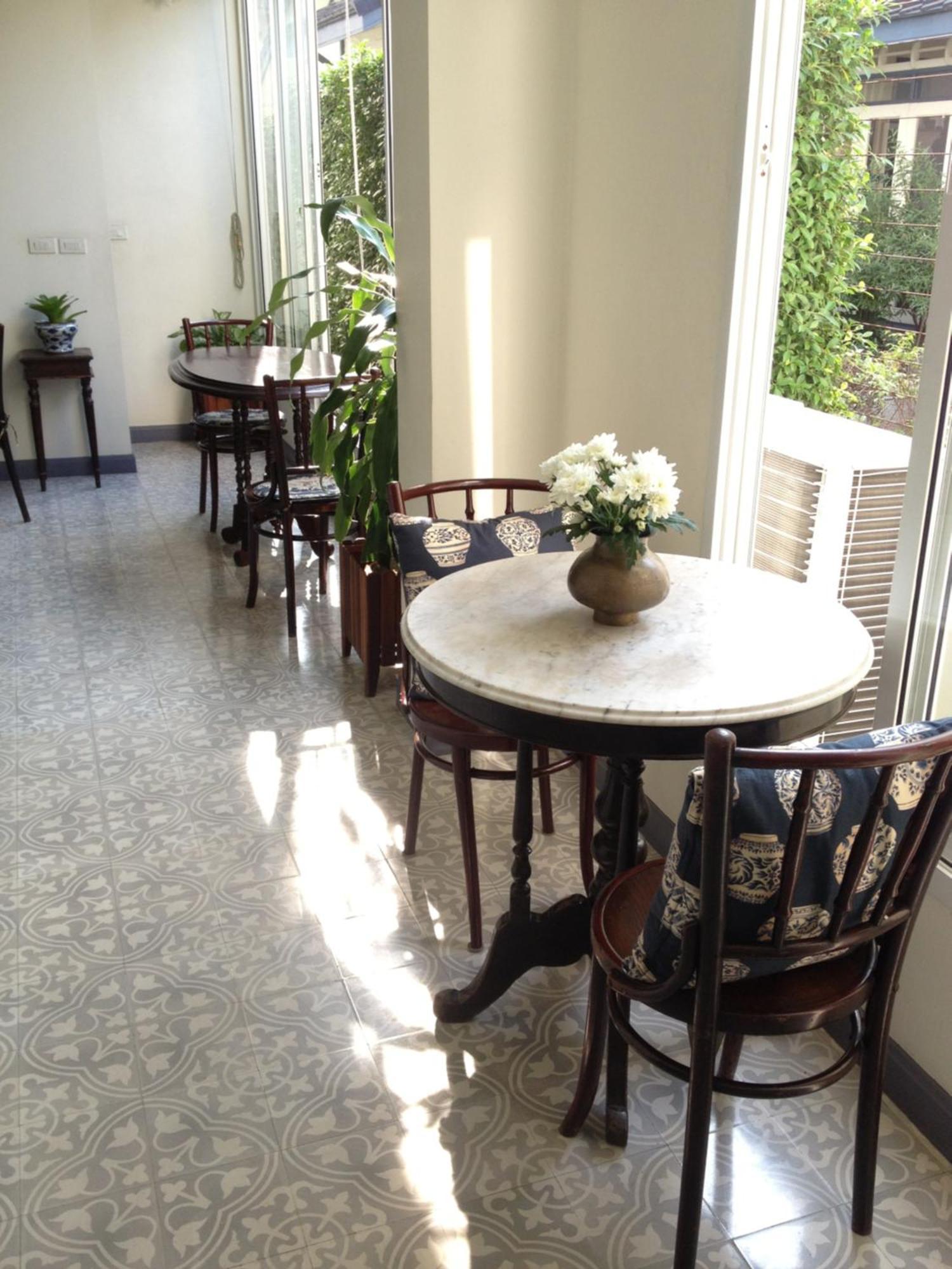 Ssip Boutique Dhevej Bangkok (Adults Only) Hotel Exterior photo